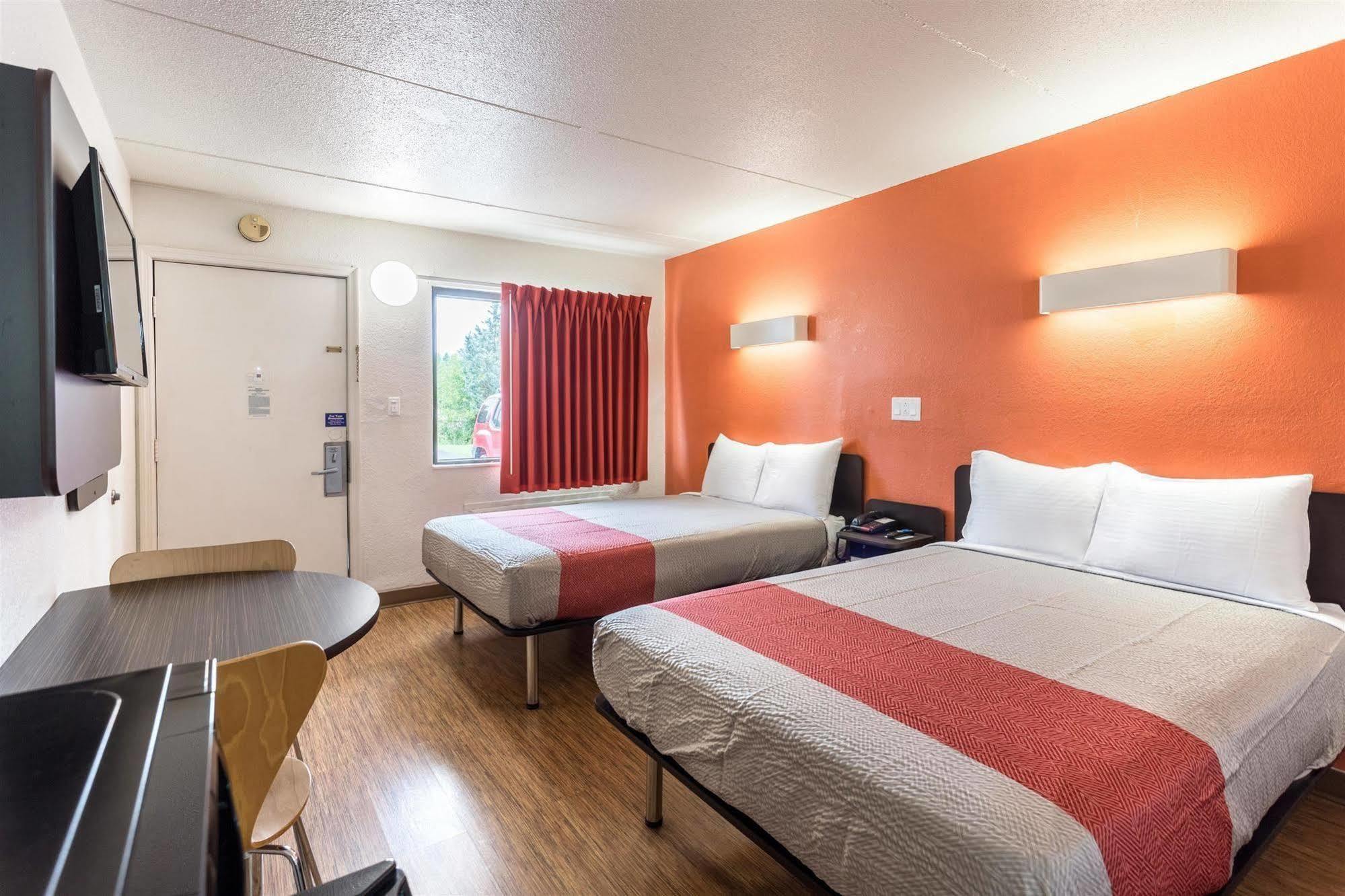 Hotel 41 - Evansville, In 2*